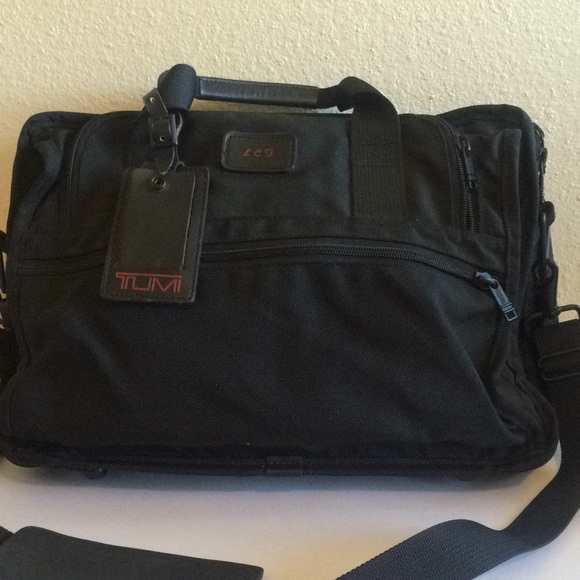 tumi nylon laptop bag